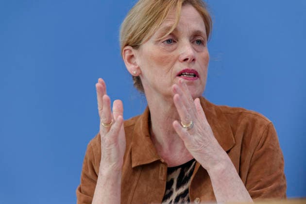 Childrens Report 2026 presented 2026 05 26 Germany, Berlin Federal Press Conference Presentation of the Childrens Report 2026 entitled Equal Opportunities in Education In the picture Karin Prien CDU , Federal Minister of Education