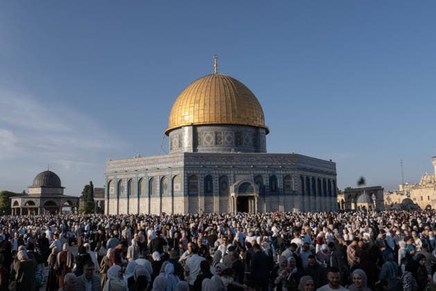Muslims flock to Al-Aqsa Mosque in East Jerusalem for Eid al-Adha prayer JERUSALEM - MAY 27: Muslim worshippers flock to the Al-Aqsa Mosque, located in the Old City of East Jerusalem, to perform the Eid al-Adha (Feast of Sacrifice) prayer on May 27, 2026. Mostafa Alkharouf Anadolu Jerusalem Israel. Editorial use only. Please get in touch for any other usage.  Copyright: x2026xAnadoluxMostafaxAlkharoufx