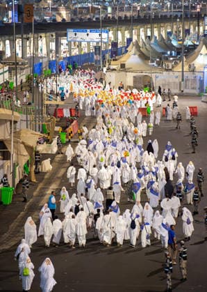 Muslim pilgrims perform stoning ritual during Hajj pilgrimage in Mina Muslim pilgrims make their way to perform the symbolic stoning of the devil ritual as part of the Hajj pilgrimage in Mina on May 27, 2026, commemorating the tradition that the Prophet Abraham cast stones at the devil at three sites where Satan is said to have tried to dissuade him from obeying God’s command to sacrifice his son. Photo by SPA Saudi Pess Agency Mecca Mecca Saudi Arabia 270526__Mecca_SPA_00(3) Copyright: xSPAxSaudixPessxAgencyxSaudixPressxAgencyx xapaimagesx