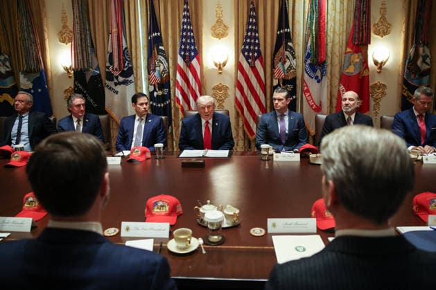 DC: President Trump Holds Cabinet Meeting Robert F. Kennedy Jr., Secretary of Health and Human Services, Doug Burgum, Secretary of the Interior, Marco Rubio, Secretary of State, President Donald Trump, Pete Hegseth, Secretary of Defense, Howard Lutnick, Secretary of Commerce, and Sean Duffy, Secretary of Transportation, participate in a Cabinet meeting in the Cabinet Room of the White House on May 27, 2026 in Washington, D.C. Trump is holding the meeting with members of his Cabinet as a the U.S. and Iran get closer to a deal. (Photo by Samuel Corum Pool ABACAPRESS.COM) Washington DC United States Copyright: xPool ABACAx