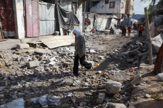 RECORD DATE NOT STATED Aftermath Of Israeli Airstrike In Gaza, Palestine Aftermath Of Israeli Airstrike In Gaza, Palestine May 28, 2026, Gaza, Palestine: Palestinians inspect the damage after an Israeli strike targeted an apartment building in the Rimal neighborhood in the northern Gaza Strip, Palestine .The targeted building and nearby tents suffered heavy destruction in the attack. Credit: Hashem Zimmo Thenews2(Foto: Hashem Zimmo Thenews2 imago images) Aftermath Of Israeli Airstrike In Gaza, Palestine  Copyright: xHashemxZimmox