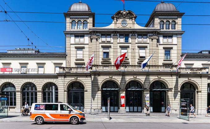 Knife attack with multiple injuries, Winterthur, Switzerland Winterthur, Switzerland, 28th May 2026 A few hours after the knife attack at Winterthur train station, the police are still visibly present A total of four people were injured, some seriously Copyright: xAndreasxHaasx