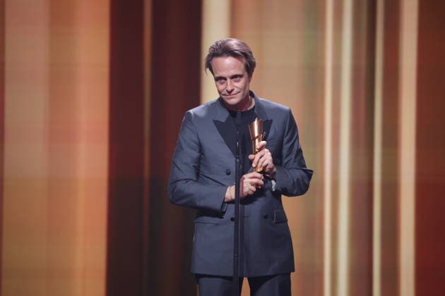 DEUTSCHER FILMPREIS 2026 SHOW August Diehl Â- DAS VERSCHWINDEN DES JOSEF MENGELE BESTE MÄNNLICHE HAUPTROLLE at the DEUTSCHER FILMPREIS 2026 award ceremony in Berlin Copyright: xEventpressxFuhrx