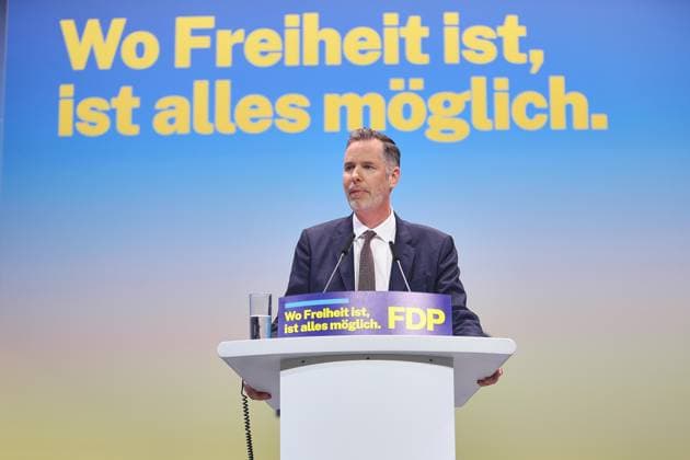 Berlin, Germany, 30 05 2026 Estrel 77 Federal Party Conference of the FDP Christian Dürr, still party leader, gives a speech Copyright: xdtsxNachrichtenagenturx dts_121117