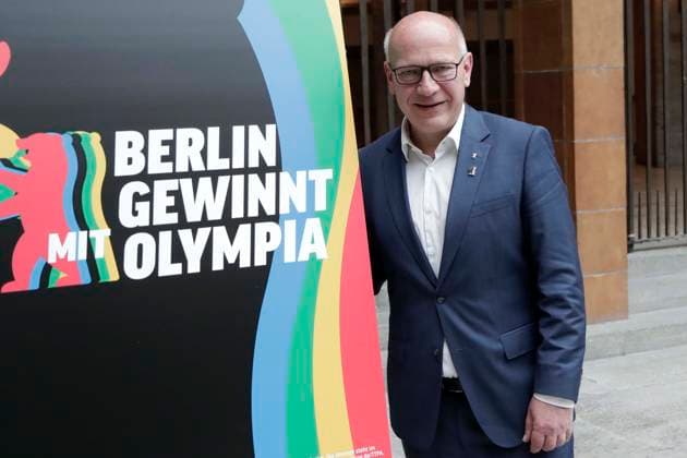 01.06.2026, Einreichung des Bewerbungskonzept beim DOSB ãBerlin+Ò für Olympische Spiele 2036,2040 oder 2044 beim DOSB, Deutscher Olympische Sportbund, Pressekonferenz in Berlin, Haus des Sport im Olympiapark, Kai Wegner, Regierender Bürgermeister, Plakat Berlin gewinnt mit Olympia, Berlin Deutschland, Germany