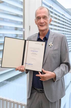 Georg Uecker at the award ceremony for the State Prize of North Rhine-Westphalia at the State Chancellery in Düsseldorf, 02 06 2026 Foto:xW.xRanderathx xFuturexImagex verdienstorden_6648