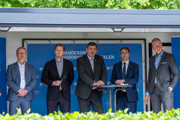 From left to right Denis Pauli Member of the Bundestag AfD , Dr Martin Vincentz Parliamentary Group Chairman AfD NRW , Knuth Meyer Soltau Member of the Bundestag AfD , Ulrich von Zons Member of the Bundestag AfD and Christian Zaum Member of the Bundestag AfD Citizens Dialogue of the AfD in Olpe 02 06 2026, Olpe, AfD Kreis Olpe Copyright: HMBxMedia xMarcoxBader