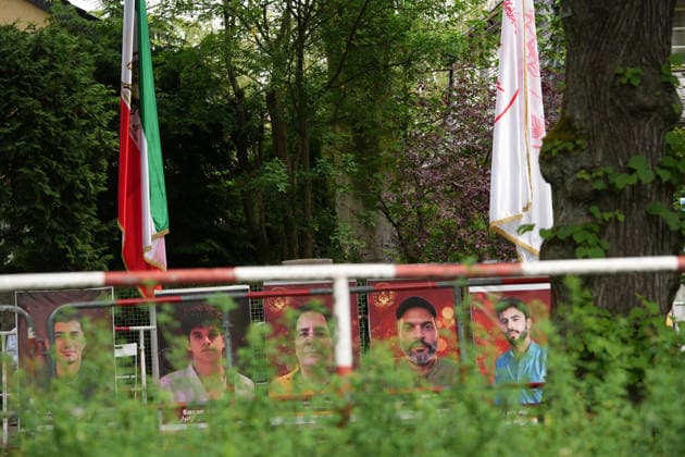 Berlin, GER, Berlin,20260603, Berlin, solidarity rally, demonstration, The embassy must be closed, Podbielskiallee 69, central reservation in front of the Iranian embassy, protest camp