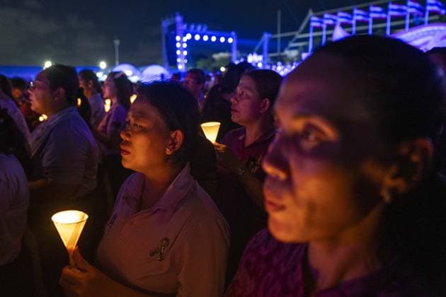 Birthday of Thai Queen Suthida in Bangkok BANGKOK, THAILAND - JUNE 03: Officials stand on a dais in front of a row of ceremonial offerings during an event in honor of Her Majesty Queen Suthida Bajrasudhabimalalakshana the queen of Thailand’s birthday at Sanam Luang Royal Field in Bangkok, Thailand on June 03, 2026. Adryel Talamantes Anadolu Bangkok Thailand. Editorial use only. Please get in touch for any other usage.  Copyright: x2026xAnadoluxAdryelxTalamantesx