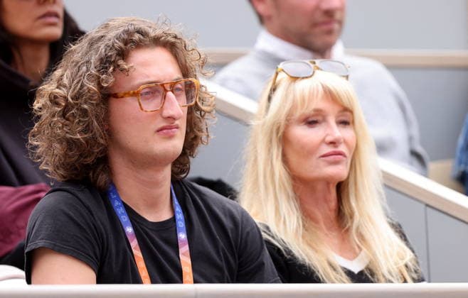 Joalukas Noah and his mother Isabelle Camus in the stands during the Day Eleven of the 2026 Roland Garros French Open on June 03, 2026 in Paris, France Jacovides Moreau Bestimage Celebs in the stands during the Day Eleven of the 2026 French Open on June 03, 2026 in Paris, France Paris France  Copyright: xJACOVIDES-MOREAUx xBESTIMAGExJACOVIDES-MOREAUx xBESTIMAGEx