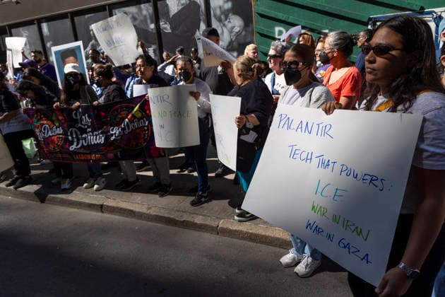 June 3, 2026, New York, New York, USA: During Palantir TechnologiesÃ¢â‚¬â ¢ Annual Meeting of Stockholders immigration advocates, family members of those deported and detained, faith leaders, union members and allies rally outside the tech company s office in Manhattan s Chelsea neighborhood denouncing PalantirÃ¢â‚¬â ¢s partnership with U.S. Immigration and Customs Enforcement (ICE) and the US Department of Defense and its role providing software aiding President Trump s mass deportation agenda. Protesters hold signs that read PALANTIR TECH THAT POWERS ICE WAR IN IRAN WAR IN GAZA. Attendees stand in support of the Congregation of the Sisters of St. Joseph of Peace who put forth Shareholder Proposal 5 during the Annual General Meeting, cal  - ZUMAr174 20260603_znp_r174_014 Copyright: xGinaxMxRandazzox