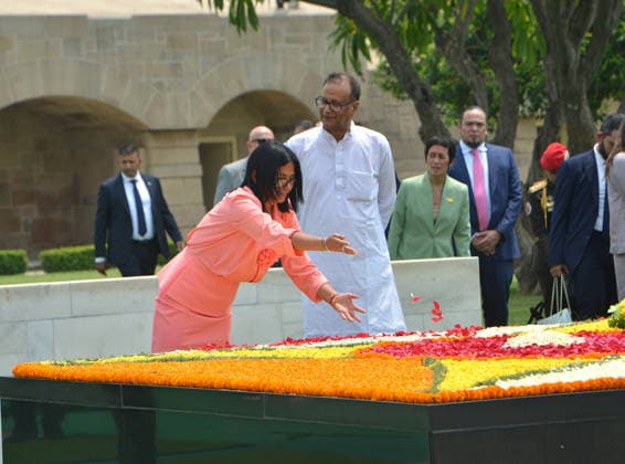 Venezuela’s Acting President Delcy Rodriguez in New Delhi NEW DELHI, INDIA - JUNE 04: Acting President of Venezuela Delcy Rodriguez (L) pays tribute at the memorial of Mahatma Gandhi at Rajghat in New Delhi, India, on June 04, 2026. Rodriguez is visiting India to attend events related to bilateral cooperation and international affairs. Imtiyaz Khan Anadolu New Delhi India. Editorial use only. Please get in touch for any other usage.  Copyright: x2026xAnadoluxImtiyazxKhanx