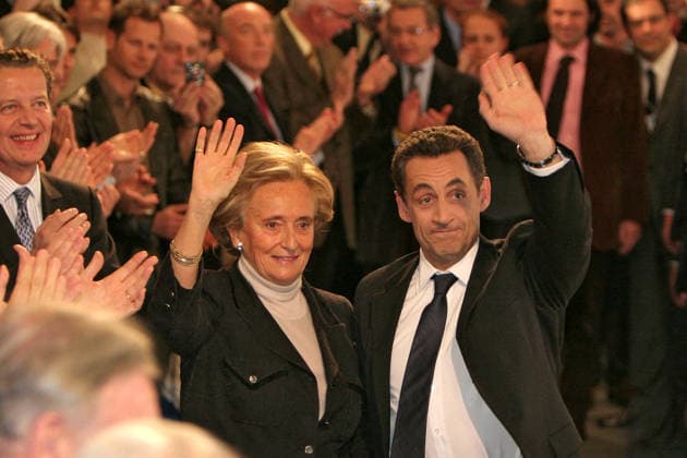 Bernadette Chirac, Wife Of Former French President Jacques Chirac, Dies At 93 Bernadette Chirac, wife of former French President Jacques Chirac, has died at the age of 93. A steadfast supporter throughout her husband’s political career, Bernadette Chodron de Courcel became an influential figure in French public life. She served as a member of the Corrèze General Council and was deeply involved in charitable work. She passed away on Friday at the age of 93. FILE - Nicolas Sarkozy speaks at a presidential campaign rally in Lyon with Bernadette Chirac present. Lyon, France, April 5, 2007. Photo by ABACAPRESS.COM France  Copyright: xANDBZ ABACAx