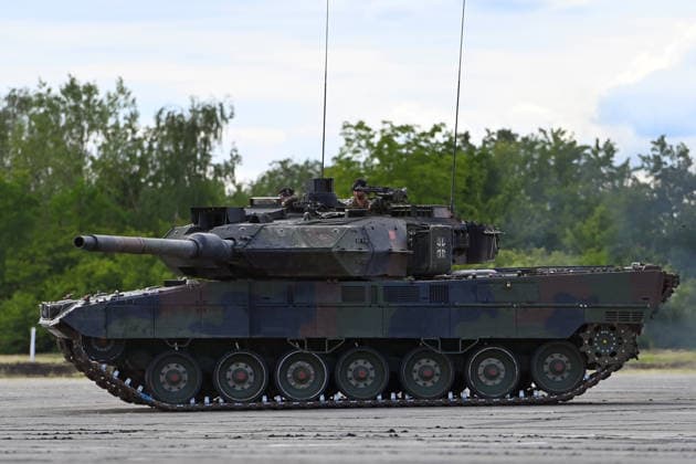 Live demonstration Dynamic Display main battle tank KNDS Leopard 2A7V Day of the Bundeswehr 2026 on 06 06 2026 at the University of the Bundeswehr in Neubiberg