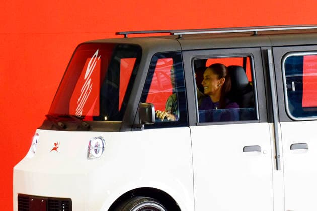 Mexican President Claudia Sheinbaum Pardo drives a Olinia 1 prototype during the presentation of the 100% Mexican electric vehicle at the Santa Lucia Military Base. on June 7, 2026 in Zumpango, Mexico. Mexico City Mexico  - ZUMAe321 20260607_zia_e321_020 Copyright: xLuisxBarronx