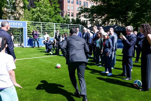New York, NY- June 8: Governor Hochul and Mayor Mamdani make a World Cup FIFA announcement of a free watch party in Central Park for the FIFA World Cup 2026 Final on Sunday, July 19. With FIFA President Gianni Infantino, George Weah on June 8, 20267 Credit: AdMedia USA - ZUMAa123 20260608_zaa_a123_280 Copyright: xCamaraxPorterx