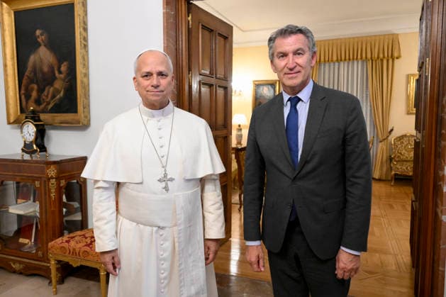 SPAIN - POPE LEO XIV MEETING THE KING OF SPAIN S MOTHER QUEEN SOFIA OF SPAIN AT THE NUNCIATURE IN MADRID - 2026 6 8 Spain, Vatican, 2026 6 8 Pope Leo XIV meeting Spanish opposition leader Alberto Nunez Feijoo at the Apostolic Nunciature in Madrid. Pope Leo XIV is visiting Spain June 6-12 with stops in Madrid, Barcelona, and the Canary Islands, where he will meet with migrants and organisations dedicated to helping them EDITORIAL USE ONLY - NO BOOKS Copyright: xVATICANxMEDIA CPPx