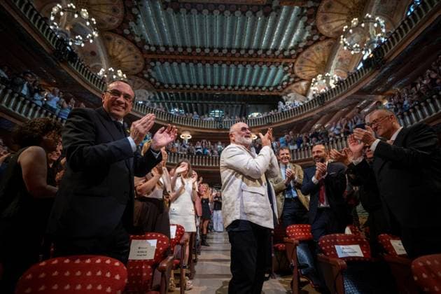 The writer Biel Mesquida receives the Premi d Honor de les Lletres Catalanes Biel Mesquida during the presentation of the Premi d Honor de les Lletres Catalanes, at the Palau de la Música Catalana, on June 8, 2026, in Barcelona, Catalonia Spain Biel Mesquida receives the Premi dHonor de les Lletres Catalanes in recognition of his outstanding literary career and his contribution to Catalan culture Lorena Sopê Espana  Copyright: xLorenaxSopÃªnax 7582612