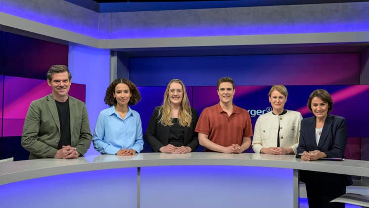 v l Gregor Peter Schmitz Stern , Alisha Mendgen Focus , Katharina Dröge, Bündnis˜90 Die Grünen parliamentary group leader , Constantin Schreiber Axel Springer , Jana Puglierin security expert , Sandra Maischberger, GER, Berlin, Studio, zu Gast bei Maischberger, political talk show, TV, format, with presenter Sandra Maischberger, Das Copyright: HMBxMedia UwexKoch
