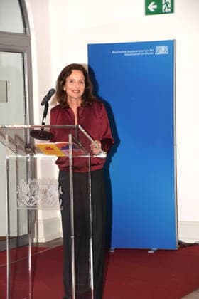 Prof. Amelie Niermeyer Director Indendin New President of the Bavarian Theater Academy August Everding Munich 09 06 2026 Salvatorplatz Bavarian State Ministry of Science and the Arts Announcement of the new presidency of the Bavarian Theater Academy August Everding Photo Munich