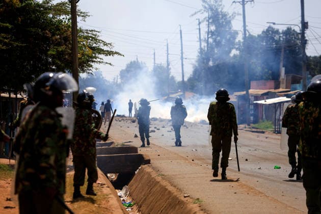 Protest held in Kenya against planned U.S. Ebola quarantine facility NANYUKI, KENYA - JUNE 09: Kenyan police detain a protester during a demonstration against a planned Ebola quarantine facility for U.S. citizens in Nanyuki, central Kenya on June 09, 2026. Dozens of people gathered to protest the facility, blocking a road and setting fires before police intervened to disperse the crowd. Lucas Mukasa Anadolu Nanyuki Kenya. Editorial use only. Please get in touch for any other usage.  Copyright: x2026xAnadoluxLucasxMukasax