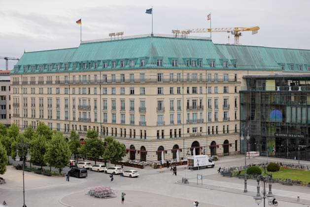 Germany, Berlin, Unter den Linden , Hotel Adlon Kempinski Berlin