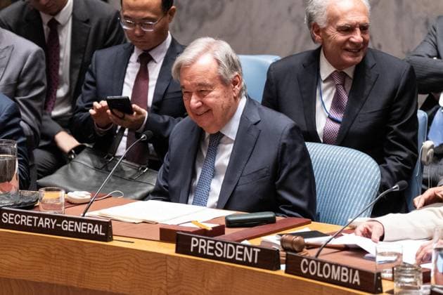 News Bilder des Tages June 10, 2026, New York, New York, USA: Secretary-General Antonio Guterres attends Security Council meeting on Advancing political solutions in the Middle East: mediation and dialogue for a lasting peace as Colombia is the President of Security Council for the month of June at UN Headquarters in New York, NY on June 10, 2026. New York USA - ZUMAr339 20260610_znp_r339_004 Copyright: xLevxRadinx