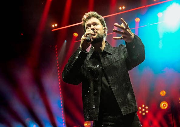 10 06 2026, xlakx, Entertainment,Calum Scott The Avenoir Tour 2026 v l British singer songwriter Calum Scott will be performing at the Max Schmeling Halle in Berlin as part of his The Avenoir Tour 2026 Daniel Lakomski