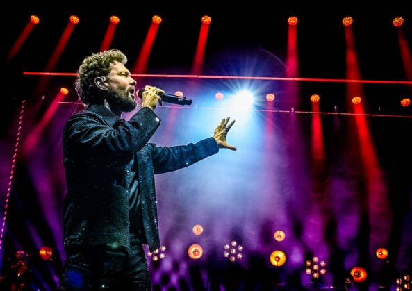 10 06 2026, xlakx, Entertainment,Calum Scott The Avenoir Tour 2026 v l British singer songwriter Calum Scott will be performing at the Max Schmeling Halle in Berlin as part of his The Avenoir Tour 2026 Daniel Lakomski