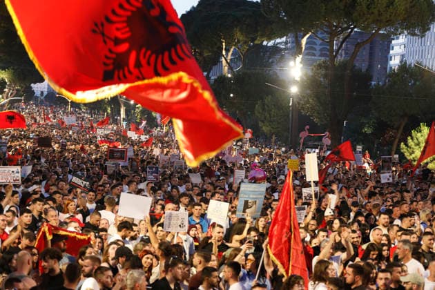 Protest against the construction of a luxury resort in Tirana, Albania. Protesters hold signs and Albanian national flags as they take part in a demonstration in front of the prime minister s office in Tirana on June 10, 2026, opposing the construction of a luxury resort in a protected natural area near the city of Vlore. Several thousand citizens demonstrated in Tirana for the ninth consecutive night to demand transparency on a luxury tourism complex project in the protected area of Narta Lagoon in the city of Vlore linked to US President Donald Trump s son-in-law Jared Kushner and his wife, Ivanka Trump. The project was planned for two areas along the Adriatic coast, the protected delta area of Vjosa-Narta and the nearby uninhabited islan Copyright: xLightxStudioxAgencyx xMaltonxDibrax