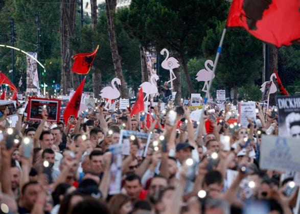 Protest against the construction of a luxury resort in Tirana, Albania. Protesters hold signs and Albanian national flags as they take part in a demonstration in front of the prime minister s office in Tirana on June 10, 2026, opposing the construction of a luxury resort in a protected natural area near the city of Vlore. Several thousand citizens demonstrated in Tirana for the ninth consecutive night to demand transparency on a luxury tourism complex project in the protected area of Narta Lagoon in the city of Vlore linked to US President Donald Trump s son-in-law Jared Kushner and his wife, Ivanka Trump. The project was planned for two areas along the Adriatic coast, the protected delta area of Vjosa-Narta and the nearby uninhabited islan Copyright: xLightxStudioxAgencyx xMaltonxDibrax