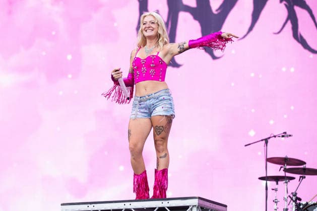 Download Festival 2026 Scene Queen Apex Stage Download Festival 2026 Donington Park, Leicestershire Friday 12th June, Credit:Justine Louise Avalon  Copyright: xJustinexLouisex xAvalonx 1109686231