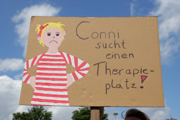 13 06 2026, Germany, NRW, healthcare, professions, demonstration by psychotherapists in Dortmund against funding cuts in psychotherapy, fee reduction, GKV austerity law, strike, warning strike, Germany Copyright: xD.xKerlekin SnowfieldxPhotographyx SF130626DemoD2