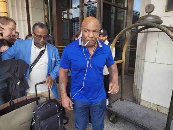 US boxing legend Mike Tyson leaving The Ritz Carlton hotel at Potsdamer Platz 13 06 2026 Copyright: xAgenturxMatthiasxWehnertx xM.xGränzdörferx