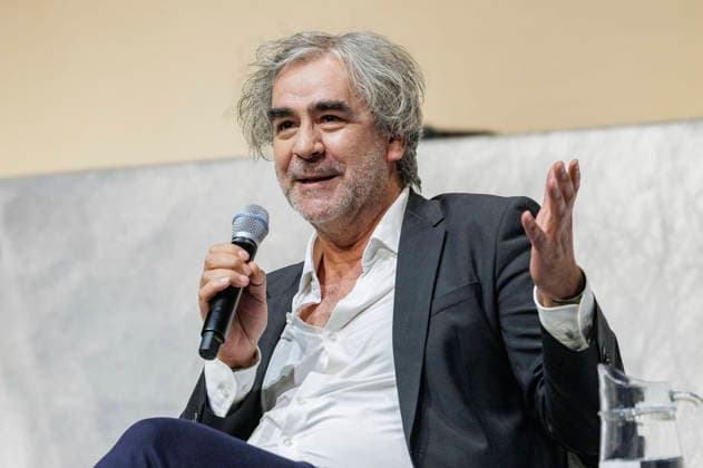 Deniz Yücel at the talk as part of the discussion series Positions and Perspectives at the Düsseldorfer Schauspielhaus Düsseldorf, 14 06 2026 Foto:xO.xLangelx xFuturexImagex yuecel_6607