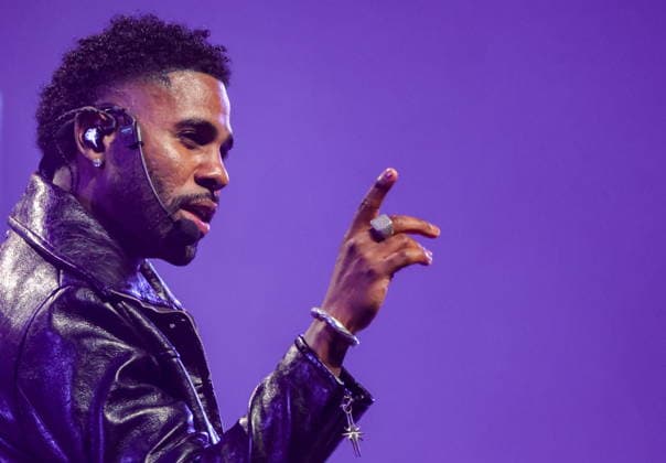 Entertainment Bilder des Tages #2 RUSSIA, MOSCOW - JUNE 14, 2026: US singer Jason Derulo performs at CSKA Arena. Artyom Geodakyan TASS  93843391