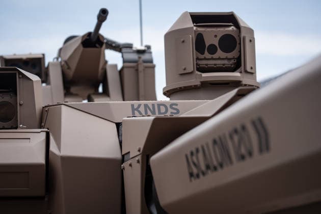 Exhibition booth of the defense contractor KNDS, Ascalon 120 tank at the Eurosatory 2026 defense exhibition at the Parc des Expositions de Paris Nord Villepinte, Villepinte, Paris, France, Parc des Expositions de Paris No.,detected_source_language