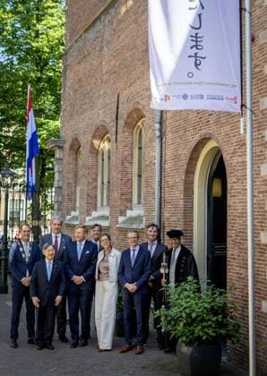 Leiden, The Netherlands, 2026-06-18 14:14:46 LEIDEN, 18-06-2026, Leiden University At the invitation of King Willem-Alexander and Queen Maxima, Emperor Naruhito of Japan is paying a state visit to the Netherlands. Emperor Naruhito is accompanied by Her Majesty Empress Masako. The state visit is a confirmation of the close and historic relationship between Japan and the Netherlands. The countries share 426 years of bilateral relations. PHOTO: NLBeeld POOL Albert Nieboer In the photo: Emperor Naruhito and King Willem-Alexander visit Leiden University. In the Academy Building, they visit a temporary exhibition of objects from various Leiden Japan collections, the Sweat Room where graduates sign their names, and the Senate Chamber. Credit: Copyright: xx x