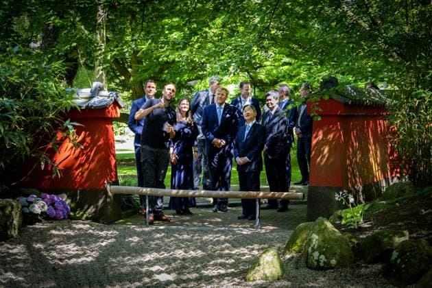 Leiden, The Netherlands, 2026-06-18 14:57:34 LEIDEN, 18-06-2026, Leiden University At the invitation of King Willem-Alexander and Queen Maxima, Emperor Naruhito of Japan is paying a state visit to the Netherlands. Emperor Naruhito is accompanied by Her Majesty Empress Masako. The state visit is a confirmation of the close and historic relationship between Japan and the Netherlands. The countries share 426 years of bilateral relations. PHOTO: NLBeeld POOL Albert Nieboer In the photo: Emperor Naruhito and King Willem-Alexander visit Leiden University. In the Academy Building, they visit a temporary exhibition of objects from various Leiden Japan collections, the Sweat Room where graduates sign their names, and the Senate Chamber. Credit: Copyright: xx x