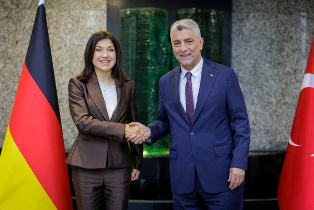 Katherina Reiche (CDU), Federal Minister for Economic Affairs and Energy, photographed during her trip to Turkey. Here she is meeting with Trade Minister Oemer Bolat. Photographed on behalf of the BMWE in Ankara, Turkey.,detected_source_language Copyright: xThomasxKoehlerx