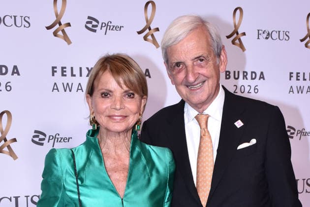 Uschi Glas and Dieter Hermann at the Felix Burda Award on June 21, 2026, at the Axika in Berlin Uschi Glas and her husband Dieter Hermann attend the Felix Burda Award ceremony on June 21, 2026, at the Axika in Berlin, Germany Felix Burda Award in Berlin,detected_source_language