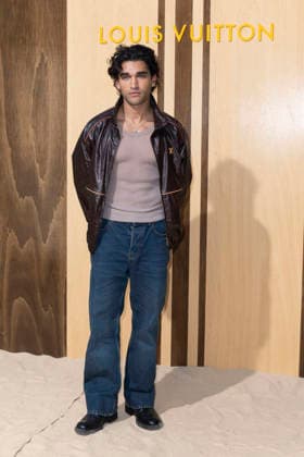 Josh Heuston at the end of the second Louis Vuitton Men’s Ready-to-Wear Spring Summer 2027 fashion show during Paris Fashion Week at the Cité Universitaire de Paris, France, on June 23, 2026. Olivier Borde, Bestimage. Celebrities await the Louis Vuitton Men’s Spring Summer 2027 show as part of Paris Fashion Week on June 23, 2026, in Paris, France. Paris, France,detected_source_language  Copyright: xOLIVIERxBORDEx xBESTIMAGExOLIVIERxBORDEx xBESTIMAGEx