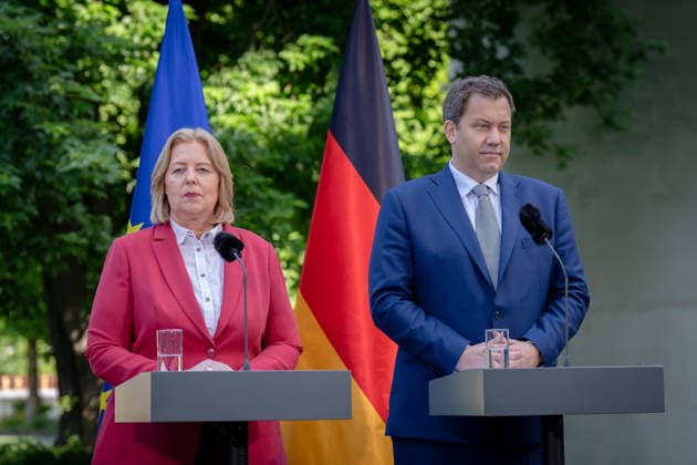 Press Statement, Office of the Federal Chancellor, Coalition Committee Press Briefing on the Coalition Committee s Deliberations, Berlin, Lars Klingbeil, Federal Minister of Finance, Vice Chancellor, Bärbel Bas Berlin Berlin GER