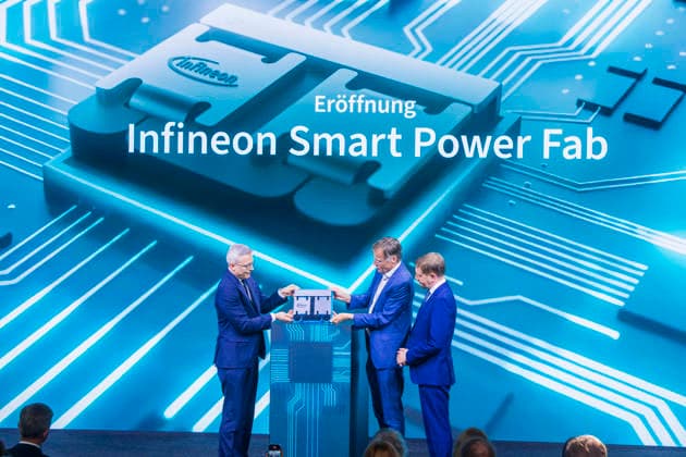 Infineon Opens Infineon Smart Power FAB in Dresden The Federal Minister for Digital Affairs and State Modernization, Dr. Karsten Wildberger, Jochen Hanebeck, CEO of Infineon Technologies AG, and Michael Kretschmer, Minister President of Saxony, symbolically open the factory in Dresden, Saxony, Germany