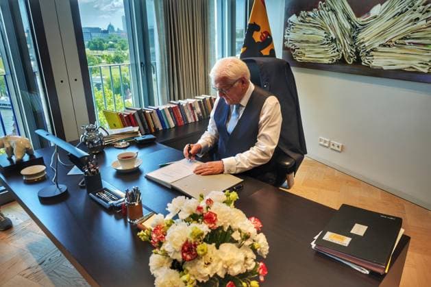 Berlin, Germany, July 10, 2026, Spreebogen: Federal President Frank Walter Steinmeier Begins Official Duties at the Spreebogen; First Day in His New Office Copyright: xdtsxNachrichtenagenturx dts_126935