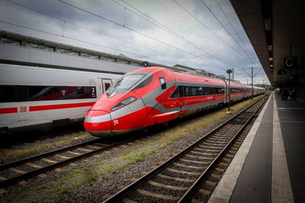 Trenitalia is conducting test runs. The Frecciarossa 1000 trains are undergoing these technical tests to obtain official certification for the German rail network. The Italian state railway Trenitalia is currently conducting extensive test runs in Germany and Austria. Hanover Central Station, Hanover, Lower Saxony, DEU, Germany, July 9, 2026