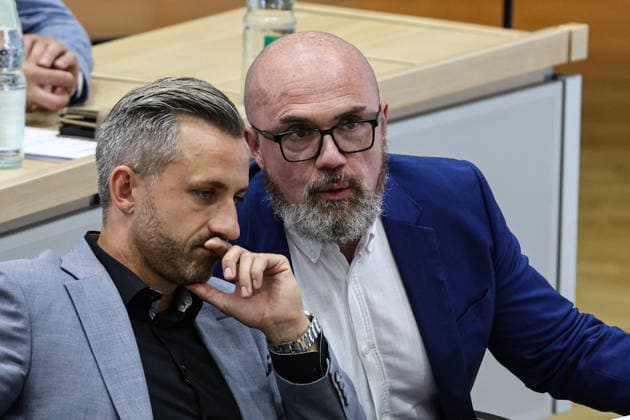 Ulrich Siegmund, AfD Caucus Chair, Saxony-Anhalt, and Dr. Hans Thomas Tillschneider, AfD, at a state legislative session in the Saxony-Anhalt State Legislature