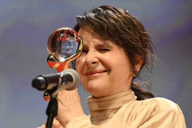 The final day of the 60th Karlovy Vary International Film Festival, on July 11, 2026. French actress Juliette Binoche received the Crystal Globe for outstanding artistic contribution to world cinema at the Karlovy Vary Film Festival. (CTKxPhoto KaterinaxSulova) CTKPhotoP2026071104650  CTKPhotoP2026071104650