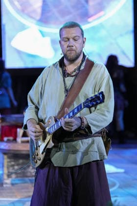 Nibelungen Festival 2026: Alexander Wolfe at the photo shoot for the Nibelungen Festival’s production of *The Hun Queen* on July 15, 2026, in front of the Imperial Cathedral in Worms, Rhineland-Palatinate