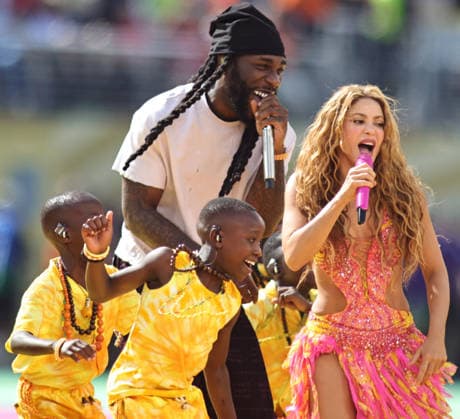 July 19, 2026, East Rutherford, New Jersey, USA: Columbian singer and superstar SHAKIRA, 49, and Nigerian singer, songwriter, and record producer BURNA BOY, 35, performing at the half time show during the July 19th FIFA World Cup 2026 Final Match between Spain and Argentina at MetLife Stadium in East Rutherford, New Jersey. Match 104 in long epic tournament. Shakira sang with Burna Boy Dai Dai, the official song of the 2026 World Cup and one of the show™s strongest moments. East Rutherford USA - ZUMAs325 20260719_zsp_s325_029 Copyright: xJessxStilesx